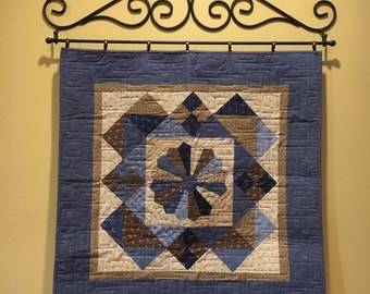 32" Scroll Wall Quilt Rack