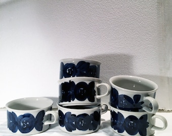 Arabia Finland Anemone coffee/ tea cup designed by Ulla Procope. 1960's
