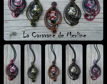 The Interlaced with a MarjOBarjO's cabochon