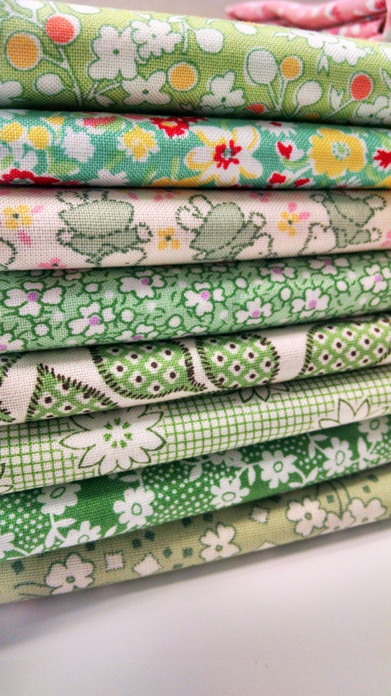 1930's Green Reproduction 8 Fat Quarter By Sewstitchinghappy