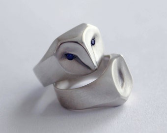 Owl Ring with Blue Sapphire Eyes, barn owl, animal jewelry, silver owl, owl jewelry, owl gift,amazing owl ring