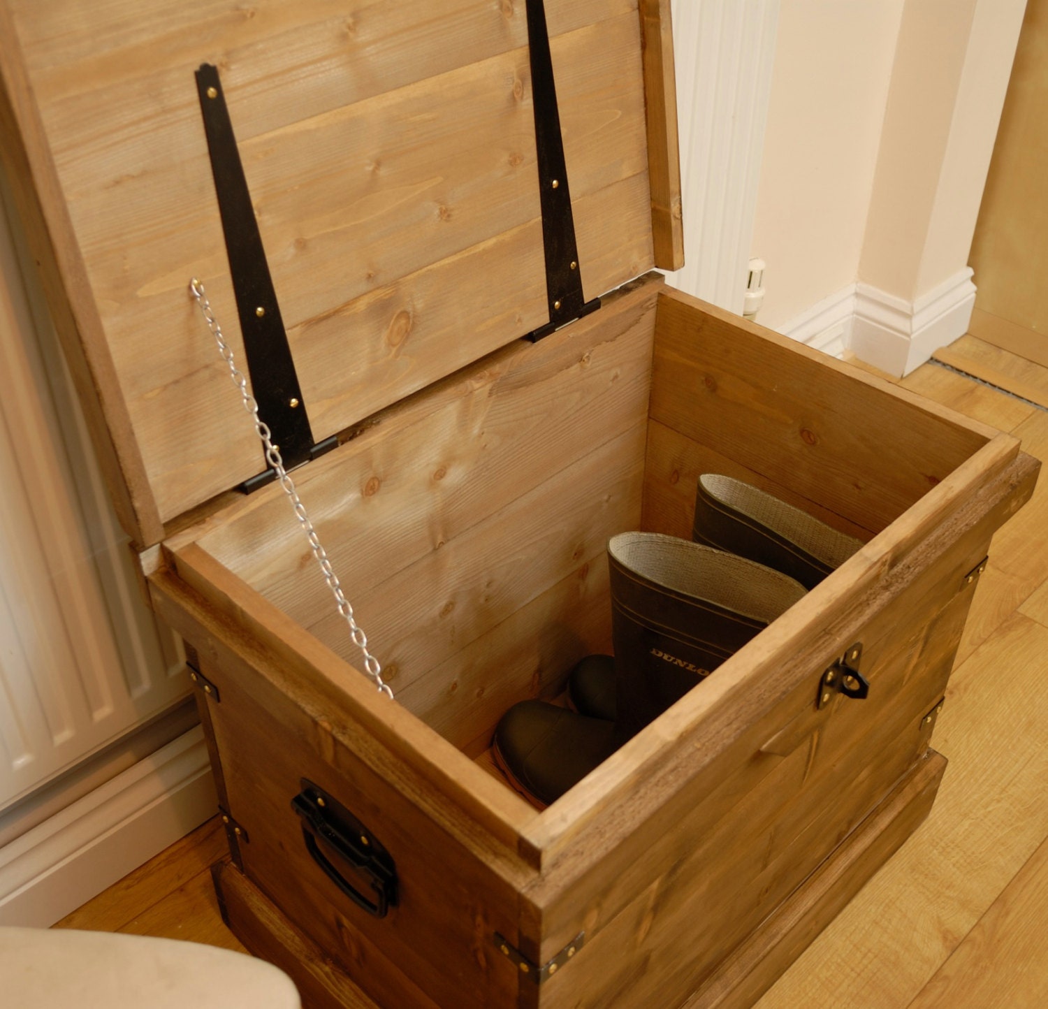 Rustic Wooden Chest Trunk Wellington Boot Shoe Storage Box