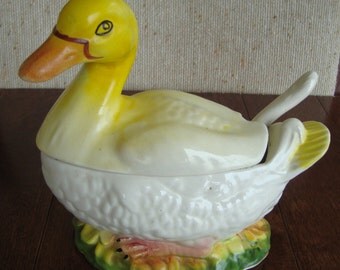 Vintage Gravy Boat - 3 Piece Yellow and White Duck Gravy Boat, Cover and Ladle