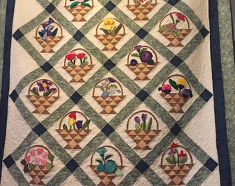 Handmade Quilts, Queen Quilt, Queen Size Quilt, Queen Size Bedding, Flower Baskets, Bedroom decoration, Handmade Quilt, Art Quilts