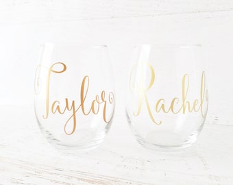Personalized Wine Glasses, Bridal Party Wine Glasses, Bridesmaid Gifts, Personalized Stemless Wine Glasses - 1 Word/Name on Single (1) Glass