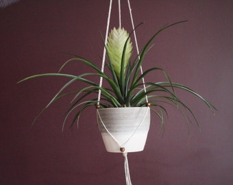 Flexible Adjustable Fits All - Modern Hanging Planter - White String