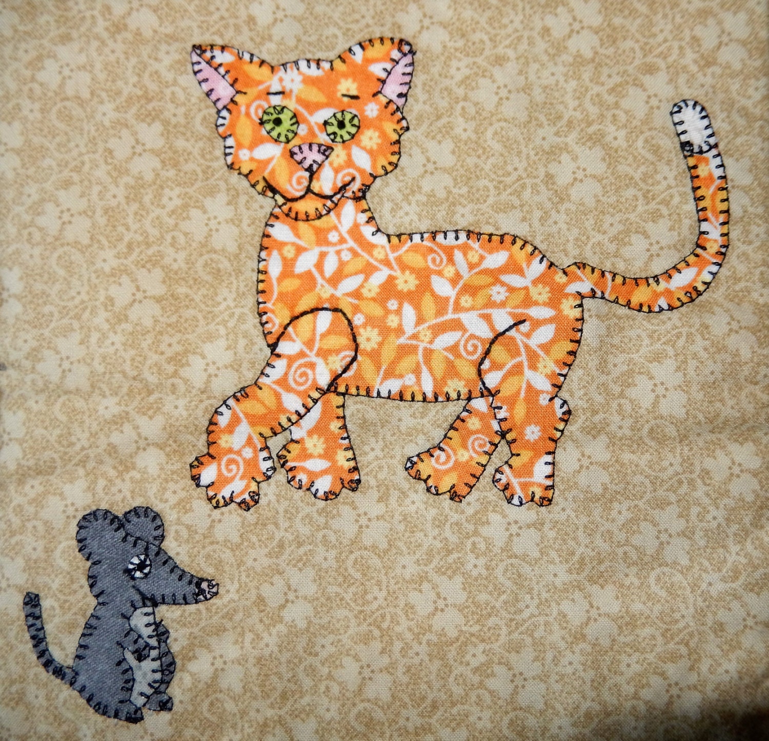 Cat and Mouse PDF applique pattern farm animal applique