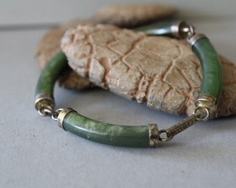 Bracelet Ancien Chinois En Argent 925 Avec Jade Vert Central Et Dragons Aérés - Style Art Déco, Neuf Avec étiquettes