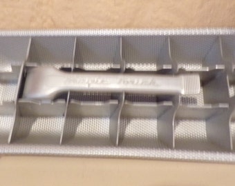 Magic Touch Icetray