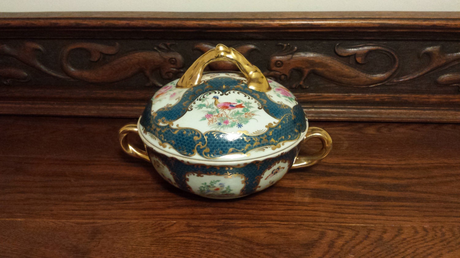 Vintage Oriental Accent Covered Bowl Hand Painted Green With