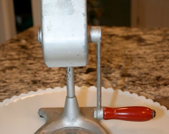 National Ice-Crusher//Turn Crank Ice Crusher//Red Handled Ice Crusher//Vintage Ice Crusher
