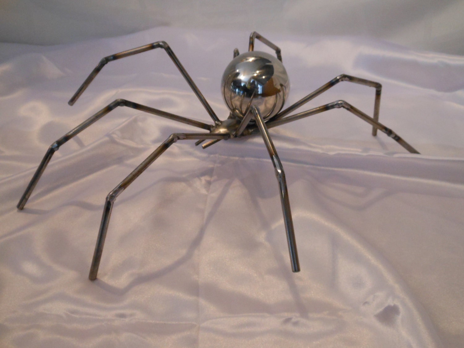 metal welded spider sculpture metal spider art sculpture