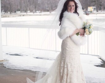 Ivory White faux fur bridal wrap, Wedding Fur shrug, White Fur Wrap, Bridal Faux Fur Stole Fur Shawl Cape, wedding faux fur wrap