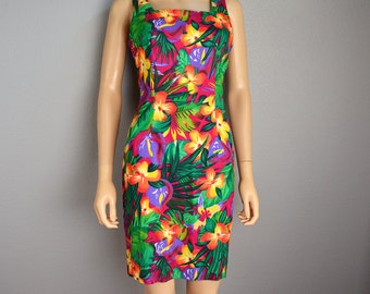 90s Hawaiian Dress Sleeveless Knee Length Dress Floral Print Dress Bright Pink 90s Clothing Epsteam