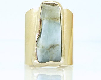Raw Aquamarine Ring, March Birthstone, Cocktail Ring, Statement Ring, Aquamarine, Raw stone, Aquamarina Ring, Raw Crystal Ring,Gemstone Ring