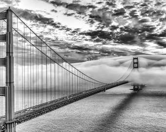 Black and White San Francisco Print Art - Black and White Romantic Golden Gate Bridge Photography - Beautiful Sunset Picture in Monochrome