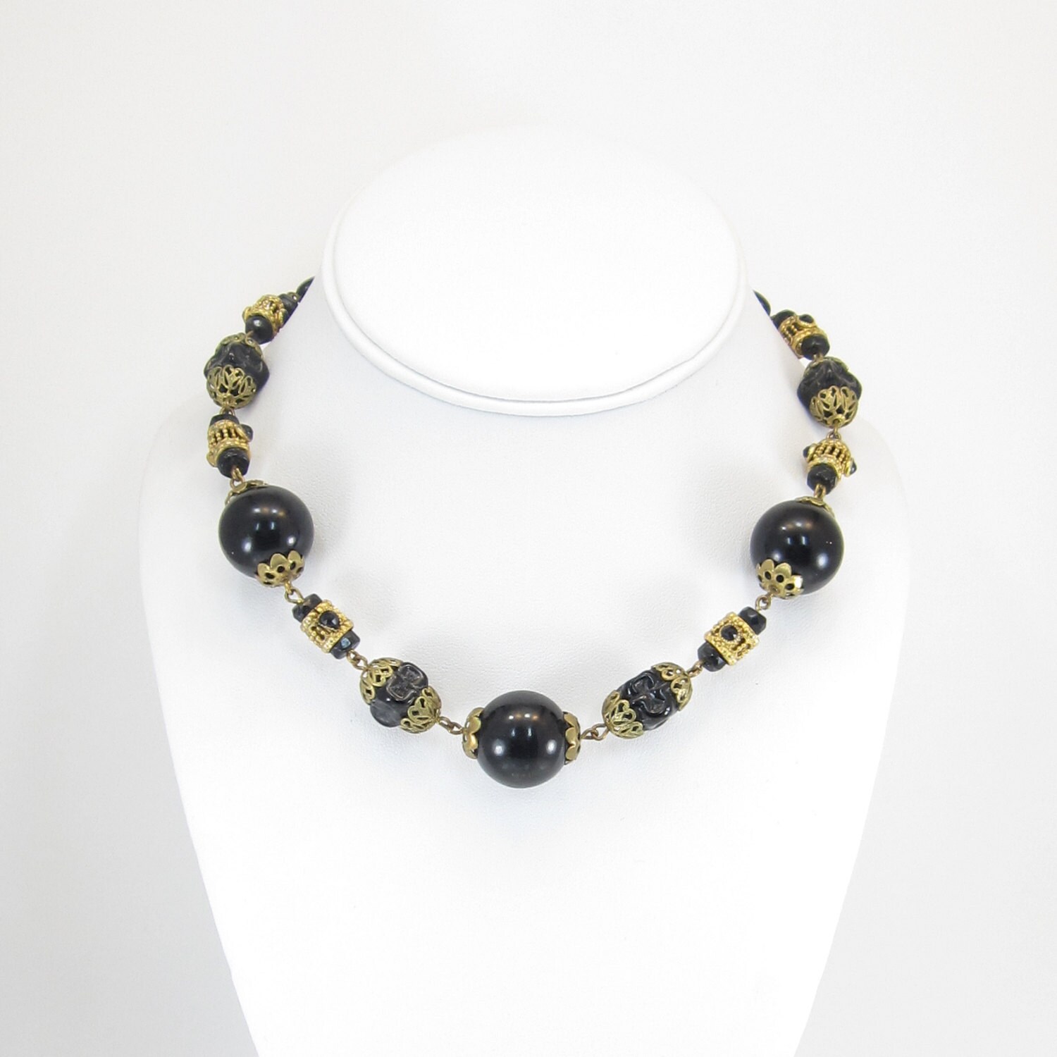 Vintage Czech Glass Bead Necklace Molded by RETRORAGEVICTORIA