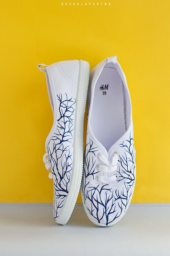 Hand painted Women Canvas Shoes White Sneakers with paint