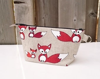 Knitting Notions Bag in Fox print, Notions Pouch, Small Wedge Knitting Bag in Natural Beige Linen / Cotton with Fox