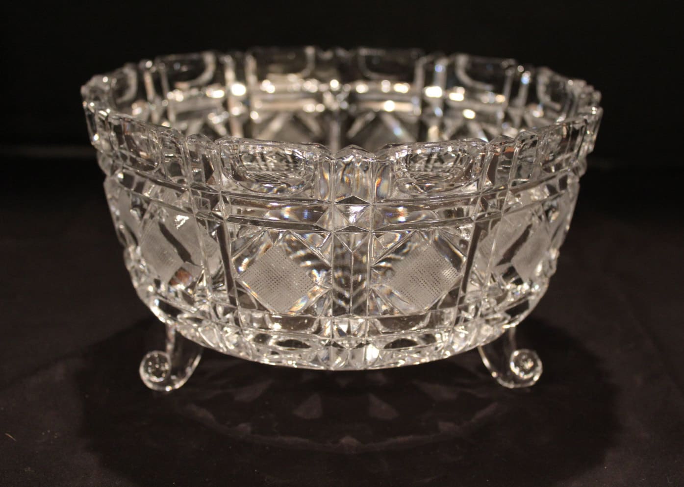 Vintage Cut Glass Lead Crystal Footed Bowl Wtih Deep Cuts