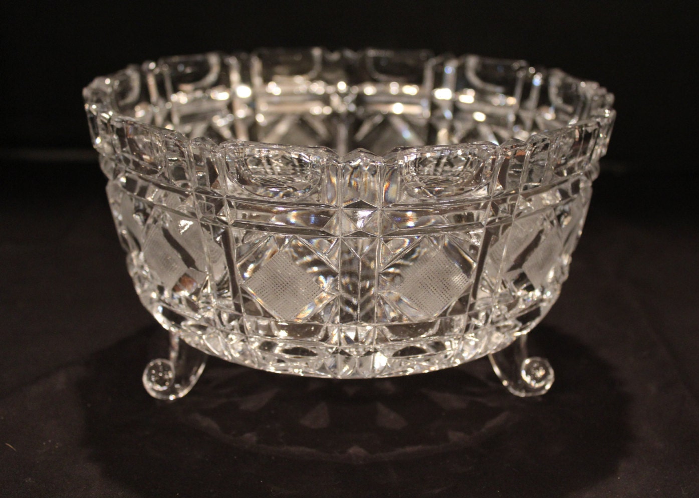 Vintage Cut Glass Lead Crystal Footed Bowl wtih Deep Cuts