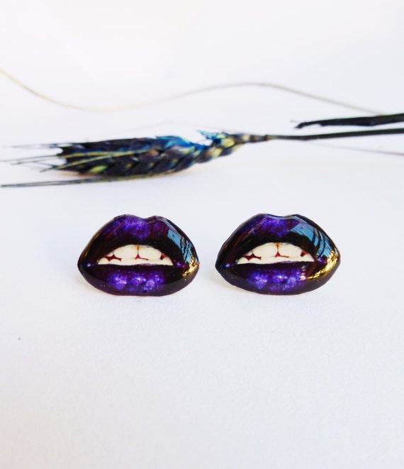 Purple lips studs / Lips earring / Purple earrings / Kiss