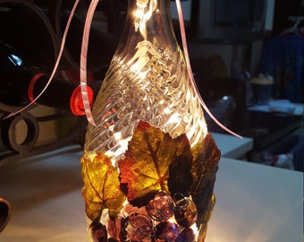 Wine Bottle Lamp, Clear Wine Bottle Accent Lamp, Purple Grapes, Night Light, Wine Bottle Light, Bar Decor, House Warming Gift, Wine Gift