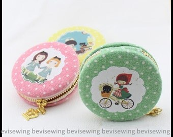 DIY Sewing Kit / Macaron Coin Purse Sewing Kit / Diameter: 75mm / in Lovely Girls Patterned Dot Linen Cotton Fabric