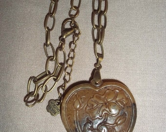 Pendentif En Jade A Sculpté Main Motif Lotus - SUPERBE - Lot N°44 + 1 Cadeau