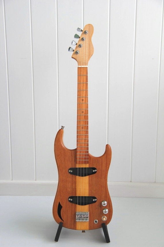 electric ukulele/tenor guitar
