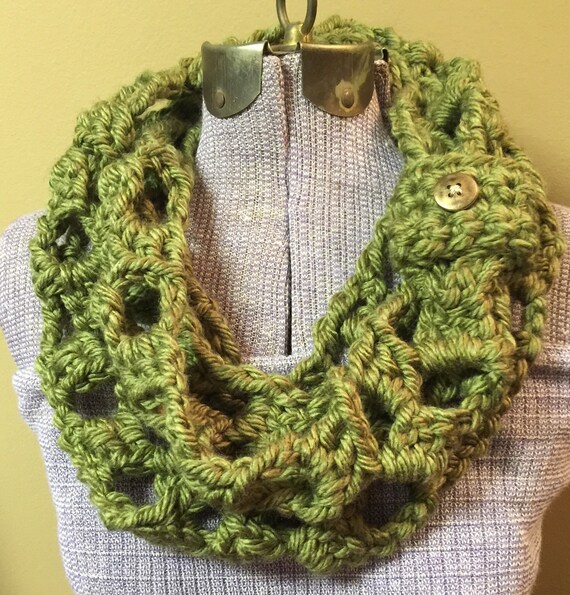 Chunky Olive Green Infinity Scarf
