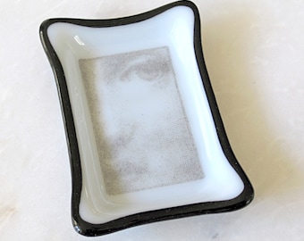 Black and White Fused Glass Soap Dish with Face