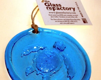 Recycled glass sea turtle suncatcher, aqua sea turtle ornament, window art
