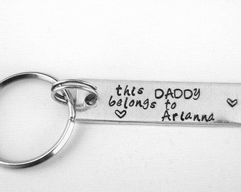 Personalized Daddy Gift Keychain, Custom Name Keychain Gift for Dad, New Dad Gift, Stamped Aluminum Father's Day Gift, Name Keyring for Dad