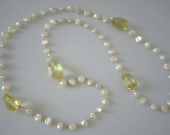 St Moritz endless chain keshi pearls Lemonquarz Chaîne sans fin quartz keshi Pearl St Moritz Endless Necklace Keshi pearls Lemon Quartz