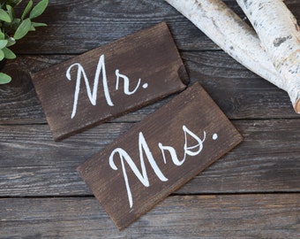 Mr and Mrs Wooden Wedding Chair Signs, Wedding Signs, Custom Wedding Signs, Wedding Decor, Mr & Mrs Wedding Signs, Sweet Table Decor Wedding