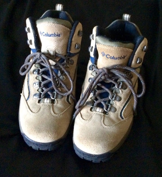 columbia girls boots