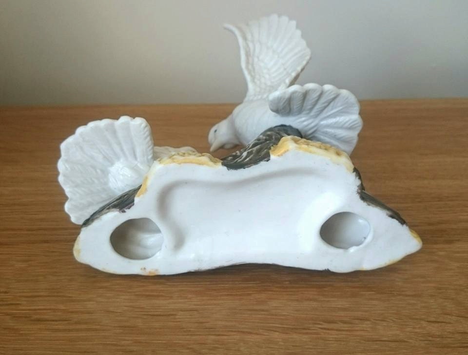 turtle dove figurine