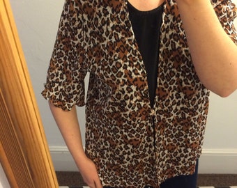 Vintage leopard print top