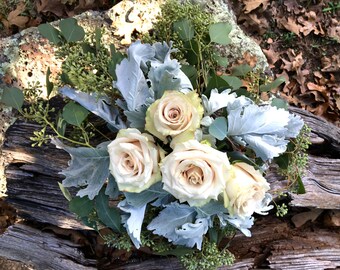Romantic Soft White Rose Arrangement