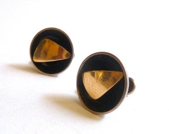 Polished Pipe Scandinavian Jewelry Stud Design With Charm photo