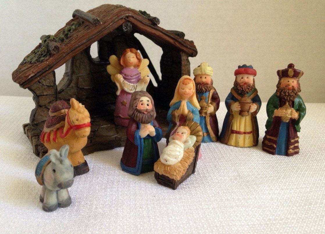 vintage small nativity set with manger complete christmas vintage small nativity set with manger complete christmas