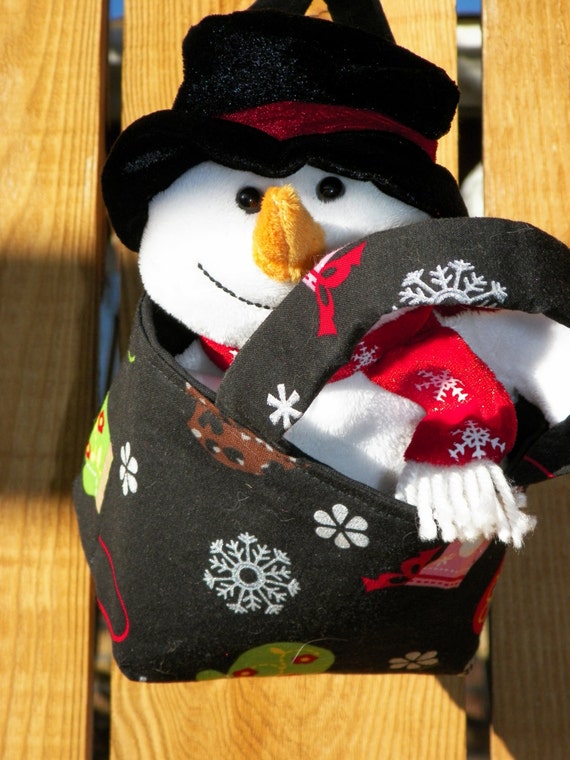 A Warm Smile Gift Set Snowflakes and Mittens Teeny Tote with Plush Snowman