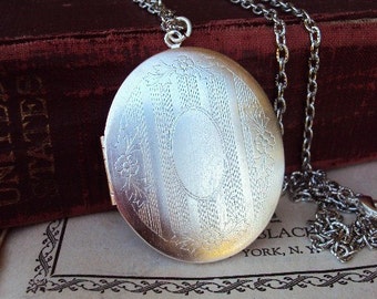 Vintage Large Locket Necklace Engraved Design Photo Locket Silver Plate Textured Long Chain