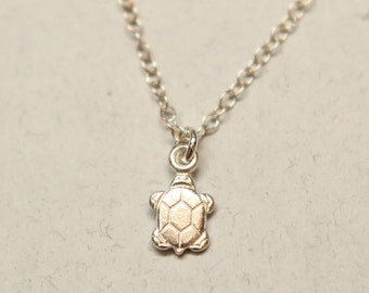 Sweet turtle Necklace 925 silver sterling , turtle silver Necklace , turtle pendant, pretty, delicate, dainty