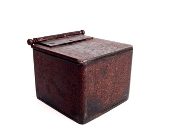 Steel jewelry box/trinket box