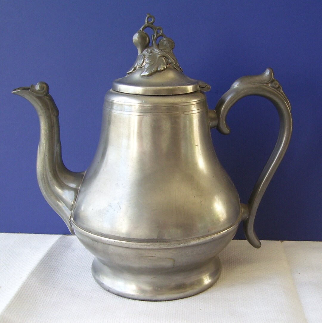 Pewter Teapot Finial LId Flared Spout Curved Handle Antique