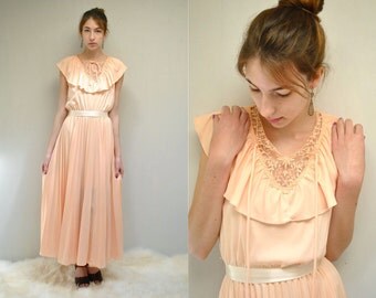 Bohemian Bridesmaid Dress // 70s Peach Dress // Vintage Ruffle Dress // SCENT of APRICOT