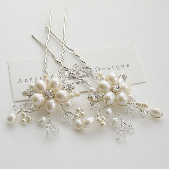 Freshwater Pearl And Crystal Wedding Hairpin By Aaryannasboutique