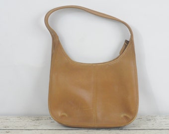 coach hobo ergo-tech